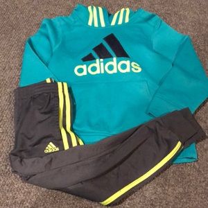 Adidas sweat suit